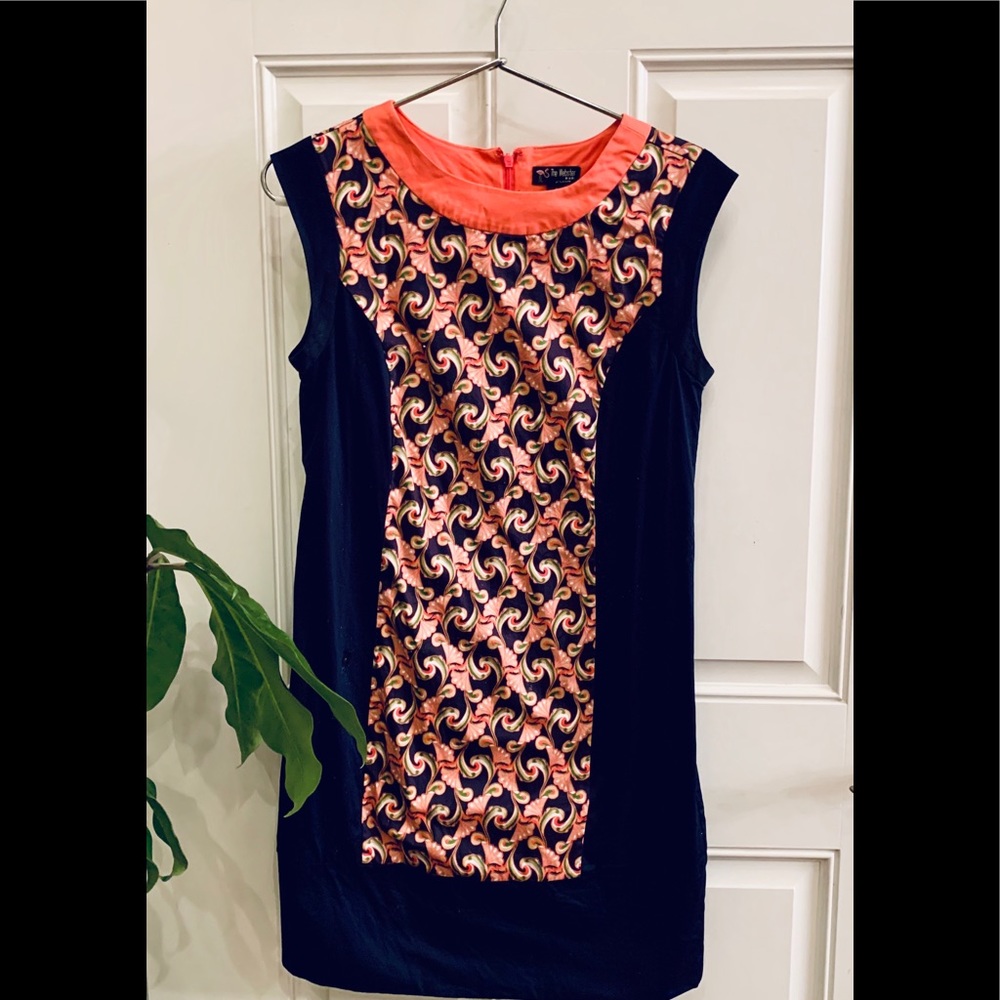 Gorgeous summer dress.